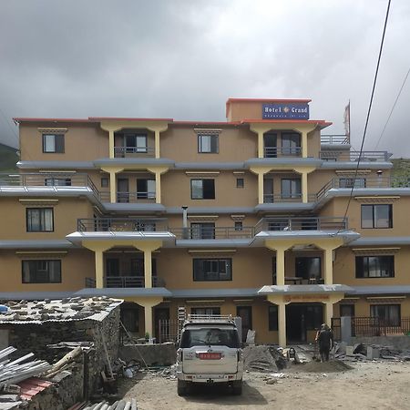 Muktināth Hotel Grand Shambala מראה חיצוני תמונה