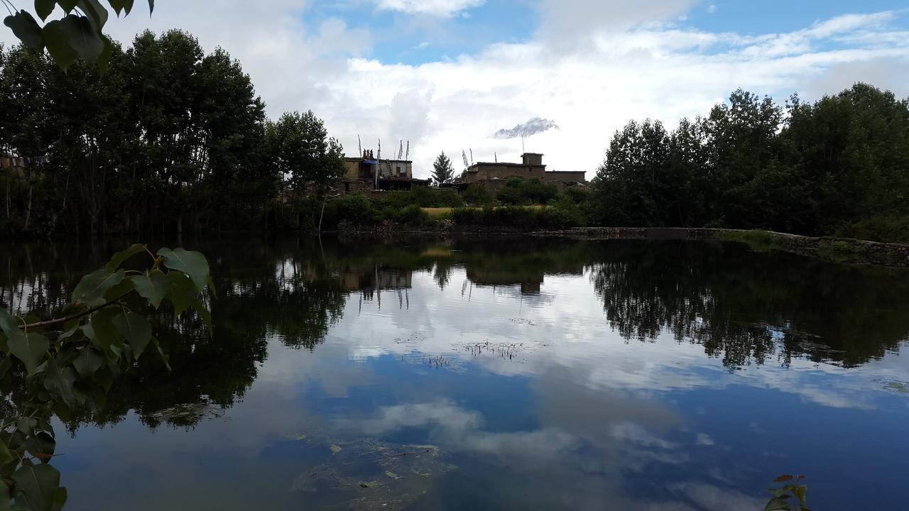 Muktināth Hotel Grand Shambala מראה חיצוני תמונה