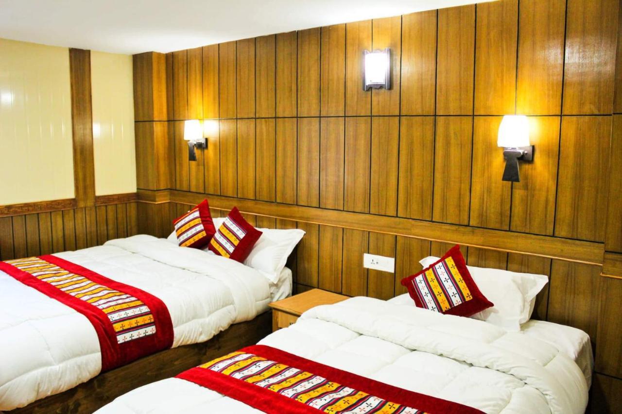 Muktināth Hotel Grand Shambala מראה חיצוני תמונה
